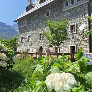 Agroturizem Ndoc Gjecaj , Theth Albania